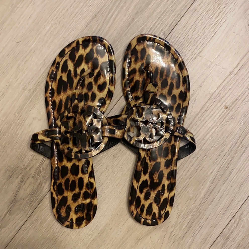 Tory Burch sanders. Size 9.5